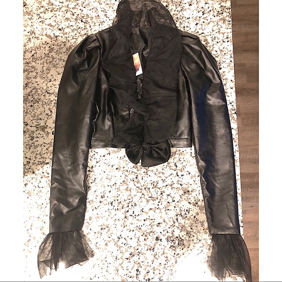 NWT Cropped Vegan Leather Blazer- Black (S) - Picture 3 of 10